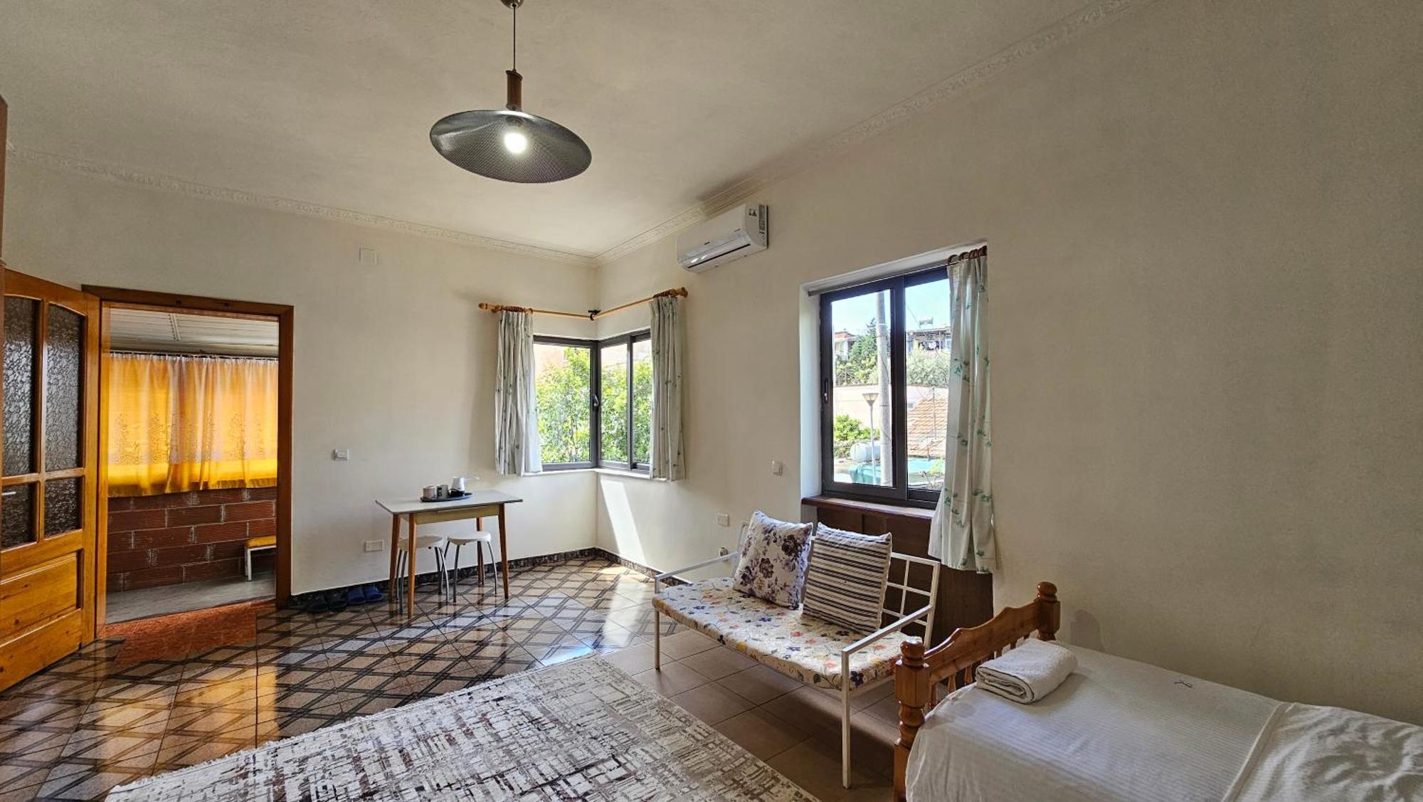 Angie'S Shared Villa Tam Тирана Екстер'єр фото